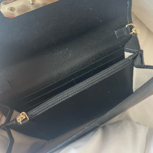 Versace collection wallet on chain - Picture 5 of 5